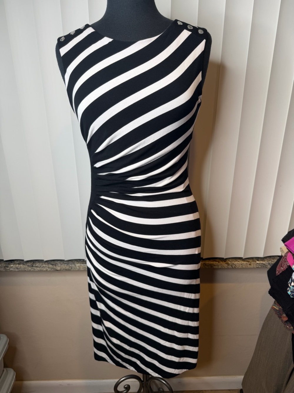 White House Black Market Sleeveless Stripe Ruched Sheath Dress Size 4